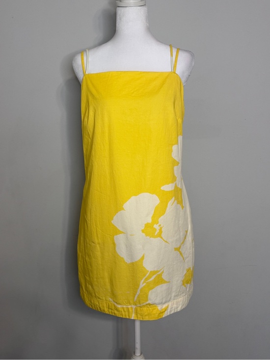AMUR Dresses & Skirts - Amur Yellow Floral Dress